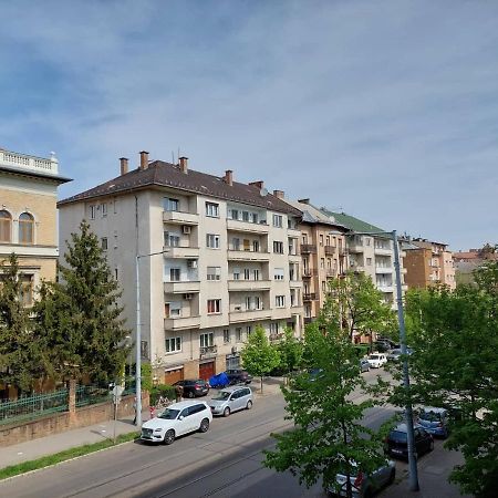 B30 Apartman Boedapest Buitenkant foto